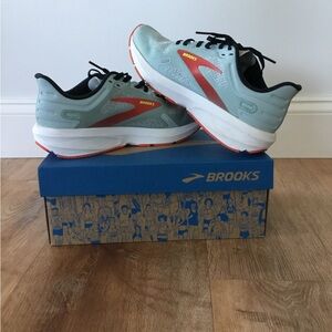 Brooks Launch 9 Women’s Running Shoes Size 8.5 Green Orange Athletic Sneakers